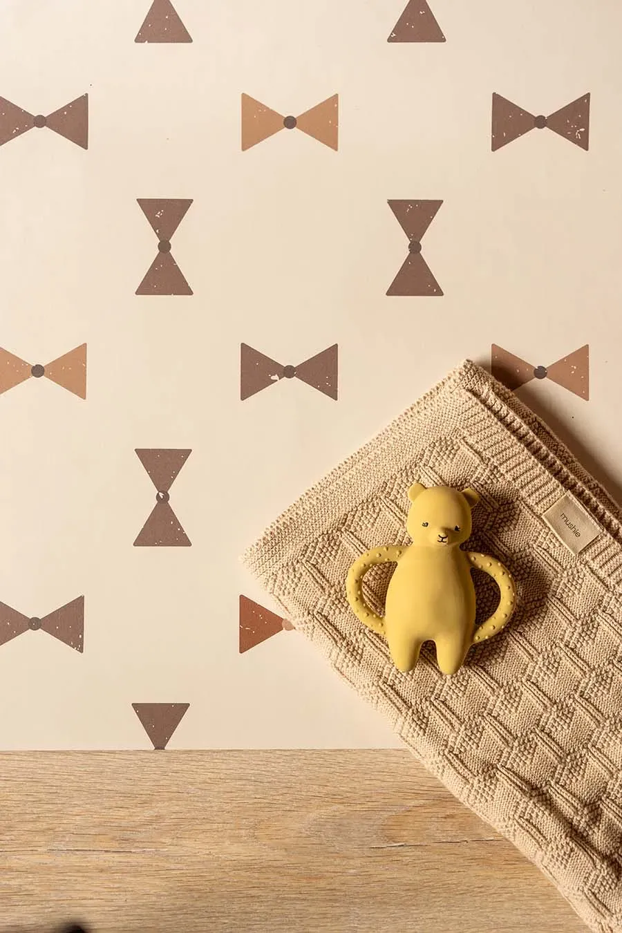 Little Amour Pasta behang brown 1 rol aardetinten