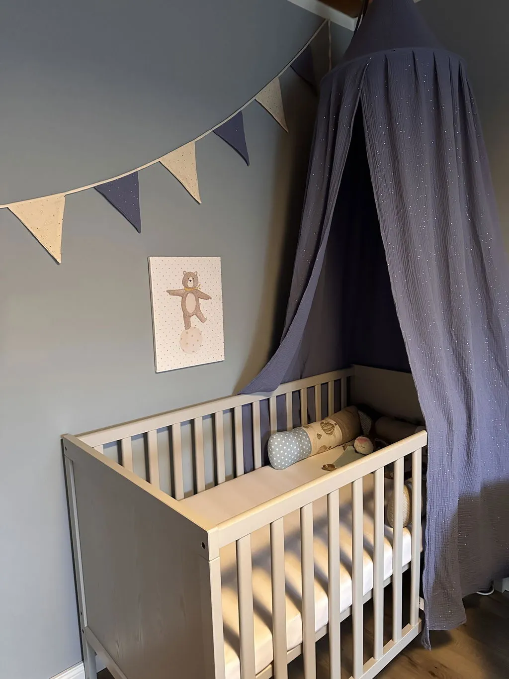 Lilimaus Kuschelecke baldakijn set met kussen muslin beige