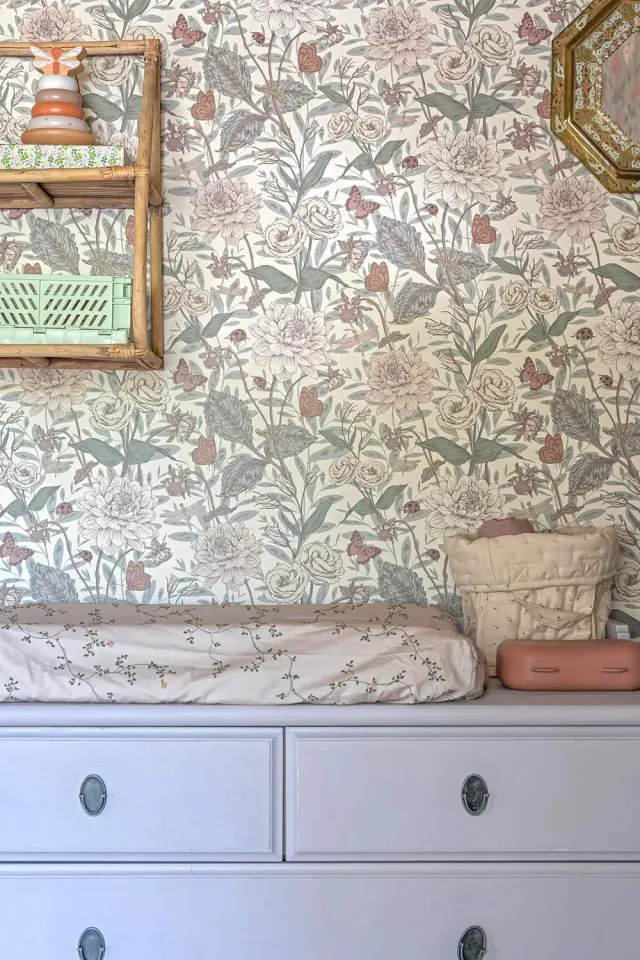 Little Amour Floral Spring creme behang 1 rol bloemen