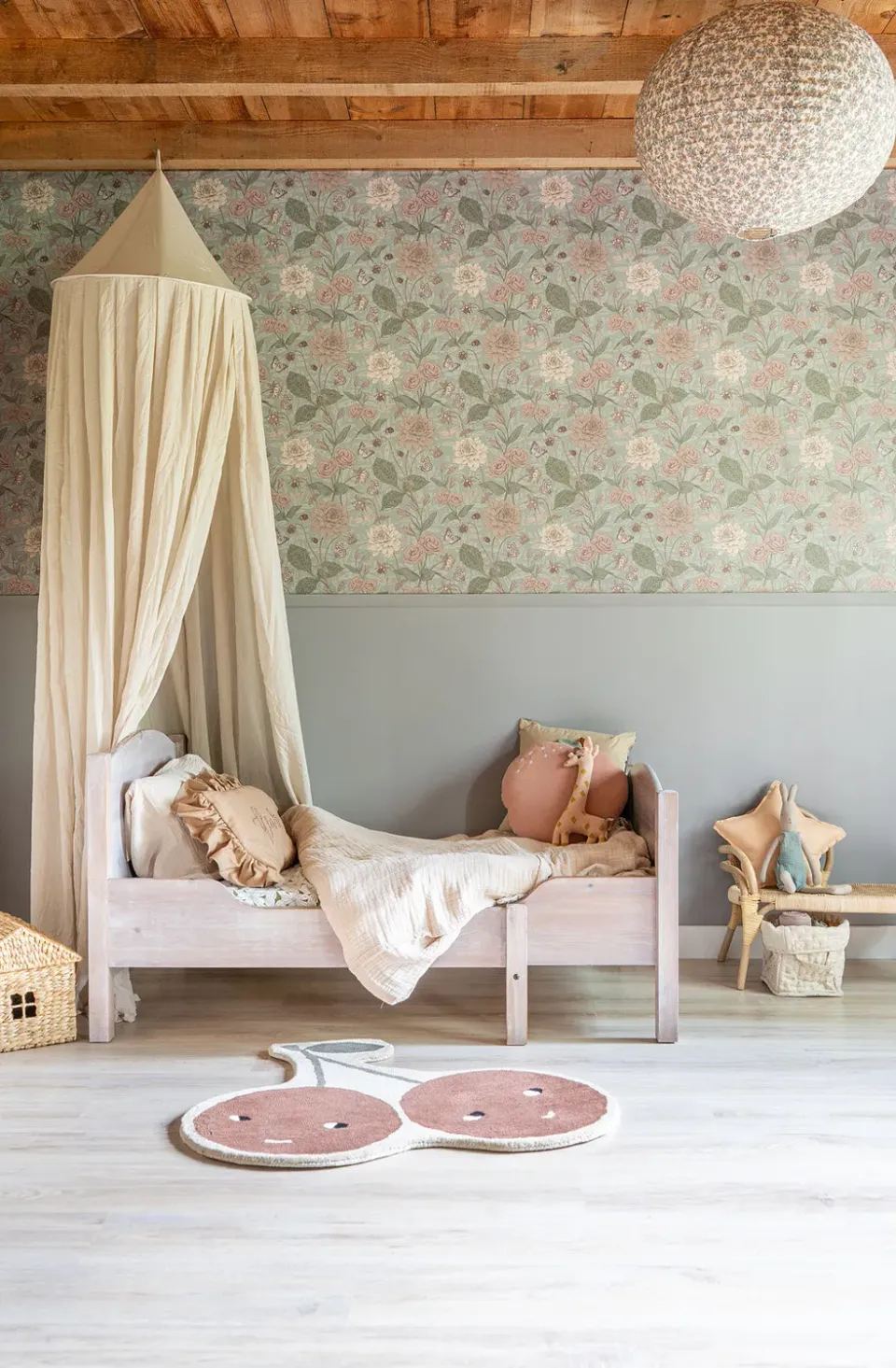 Little Amour Floral Spring behang 1 rol groen bloemen