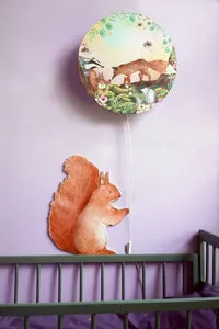 Hartendief Squirrel muursticker 40x50 cm bos