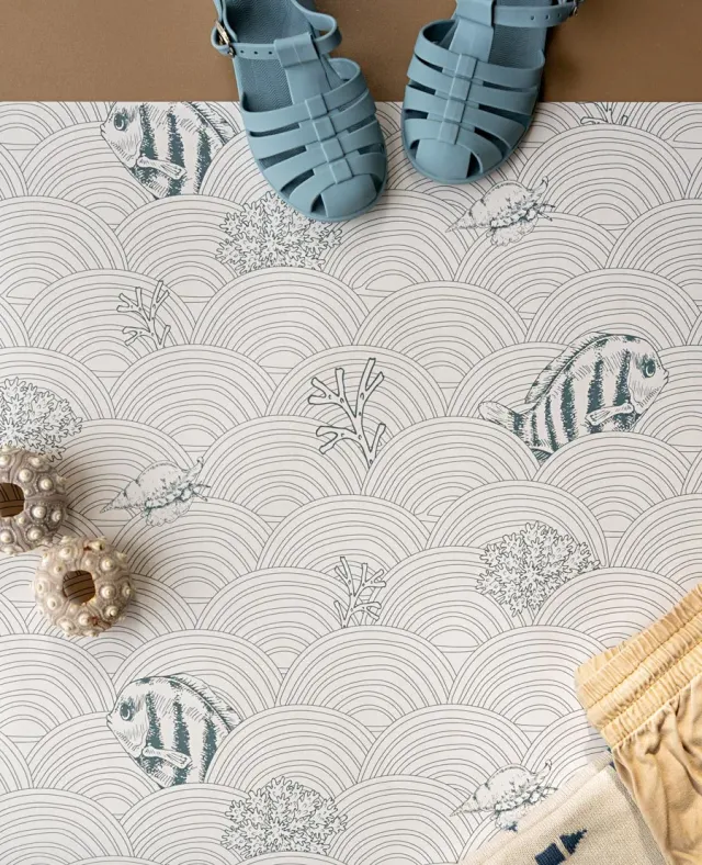 Little Amour Fishy Waves kinderbehang blauw 1 rol
