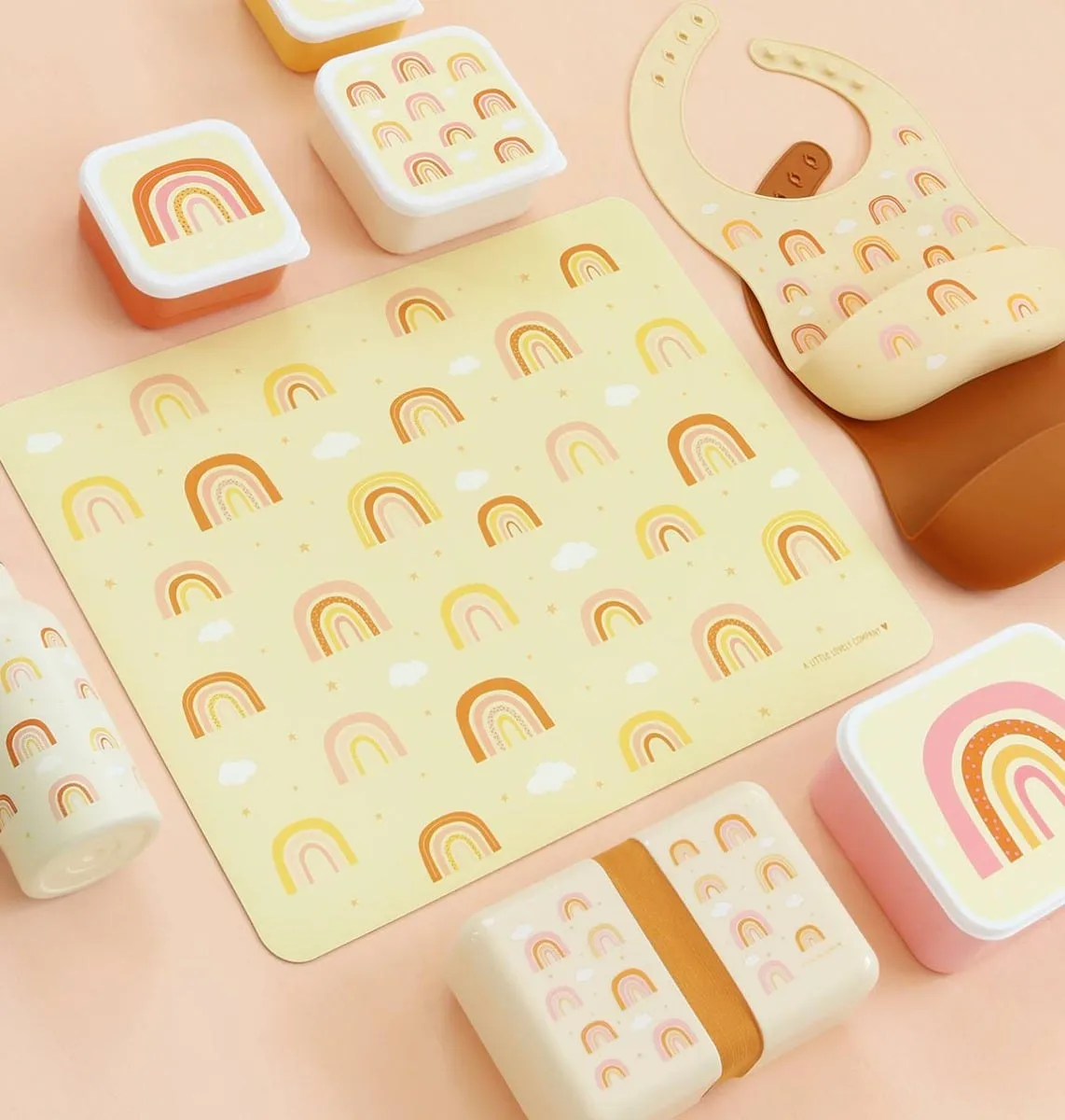 A Little Lovely Company Regenbogen placemat vinyl vanillegeel