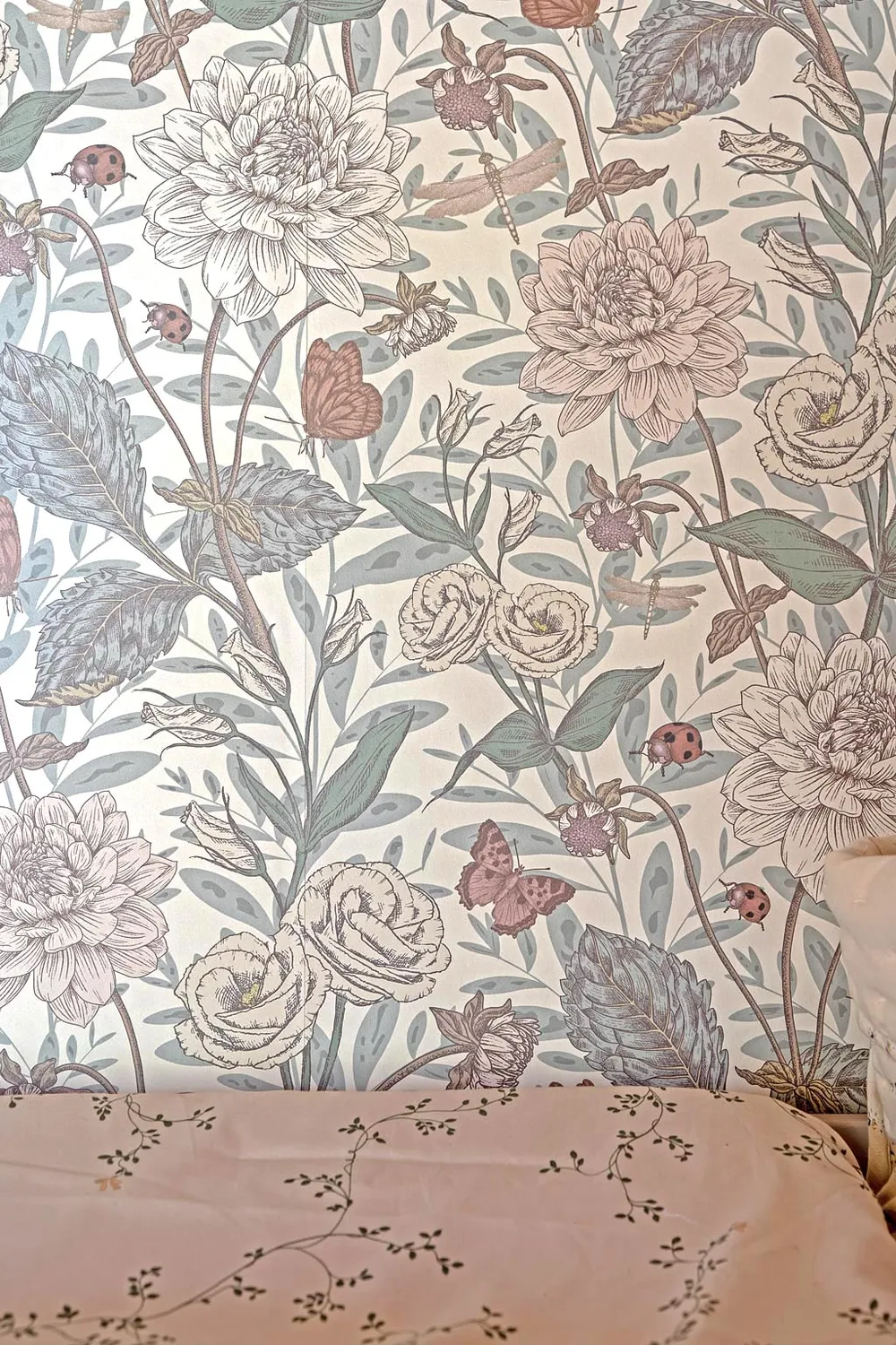 Little Amour Floral Spring creme behang 1 rol bloemen
