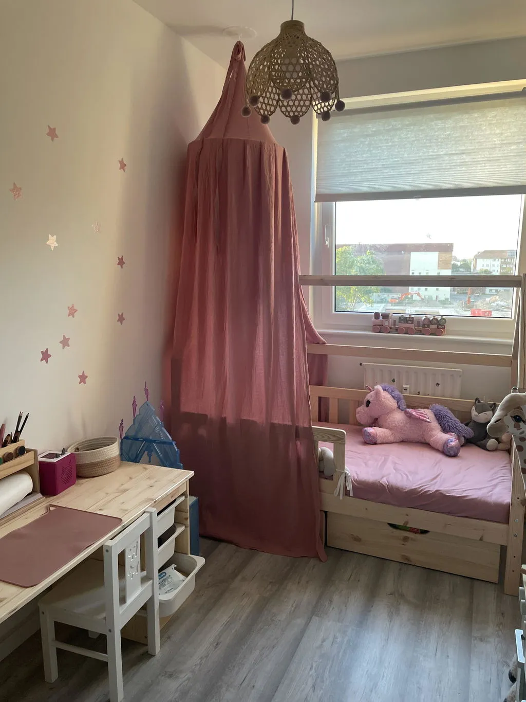 Lilimaus Kuschelecke baldakijn set met kussen muslin beige