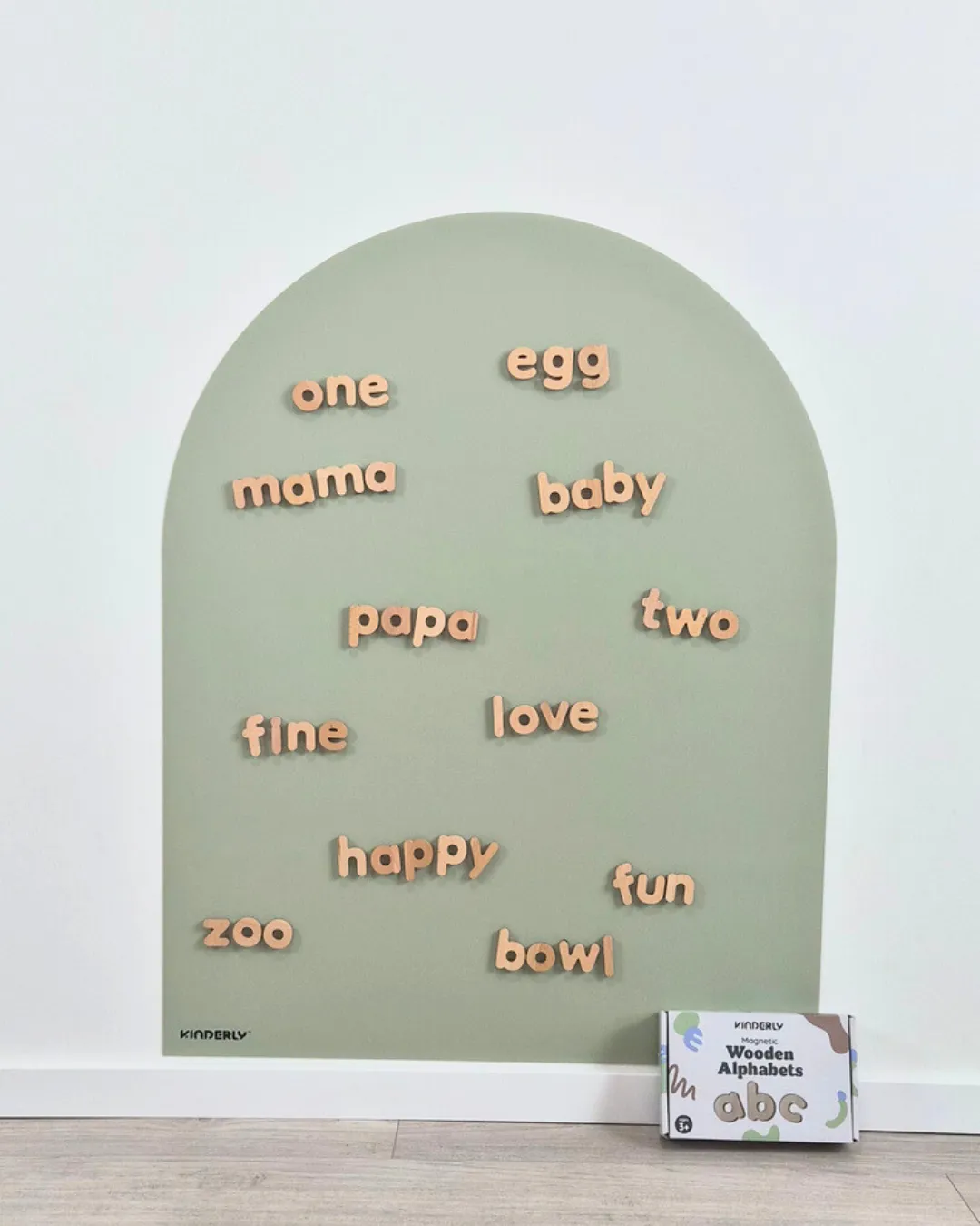 Kinderly Baby Magnetisch Behang Olijf verwijderbaar met krijt