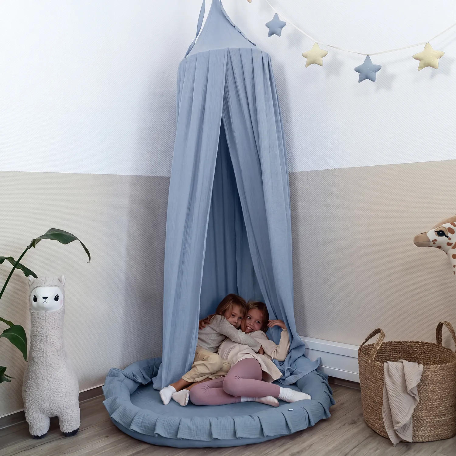 Lilimaus Kuschelecke baldakijn set met kussen muslin beige