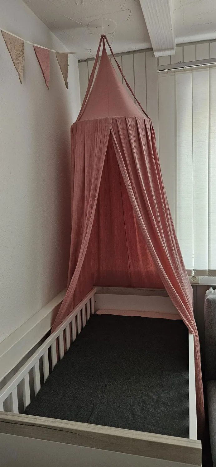 Lilimaus Kuschelecke baldakijn set met kussen muslin beige