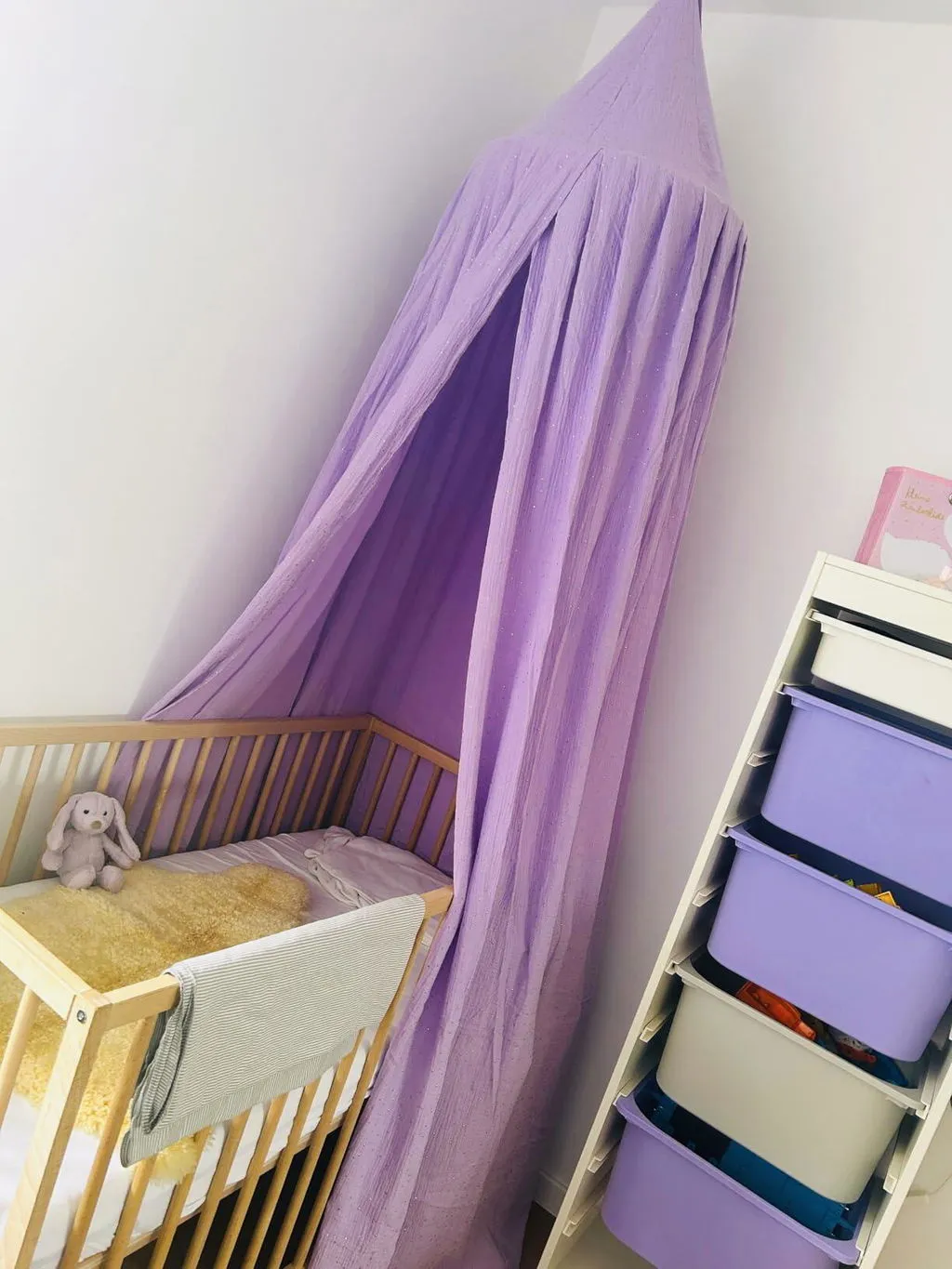 Lilimaus Kuschelecke baldakijn set met kussen muslin beige