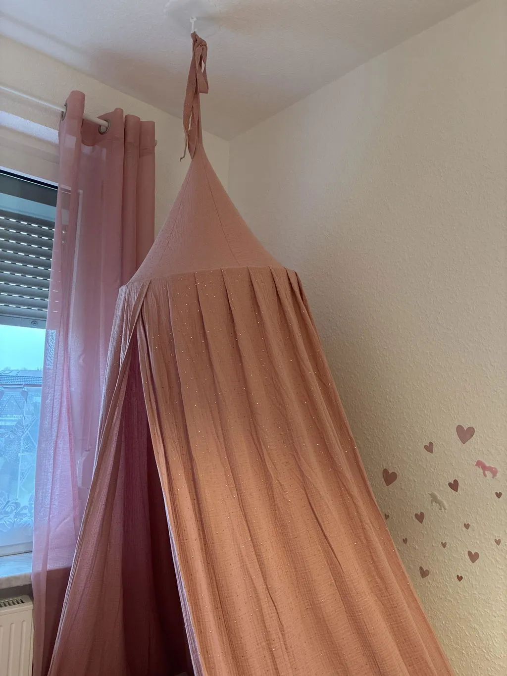Lilimaus Kuschelecke baldakijn set met kussen muslin beige