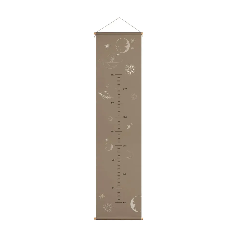 Little Amour Ruimte groeimeter bruin 130 cm met naam