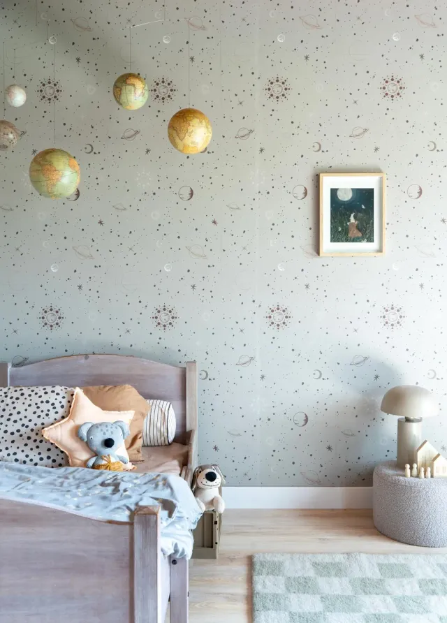 Little Amour Space Stars behang 1 rol zacht groen planeten