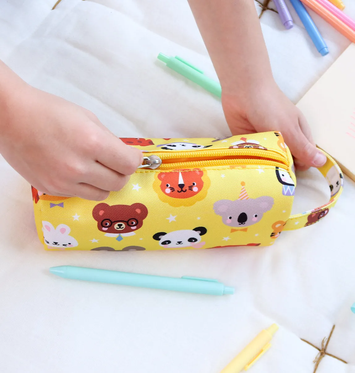 A Little Lovely Company Dierenvriendjes etui geel – gevoerd