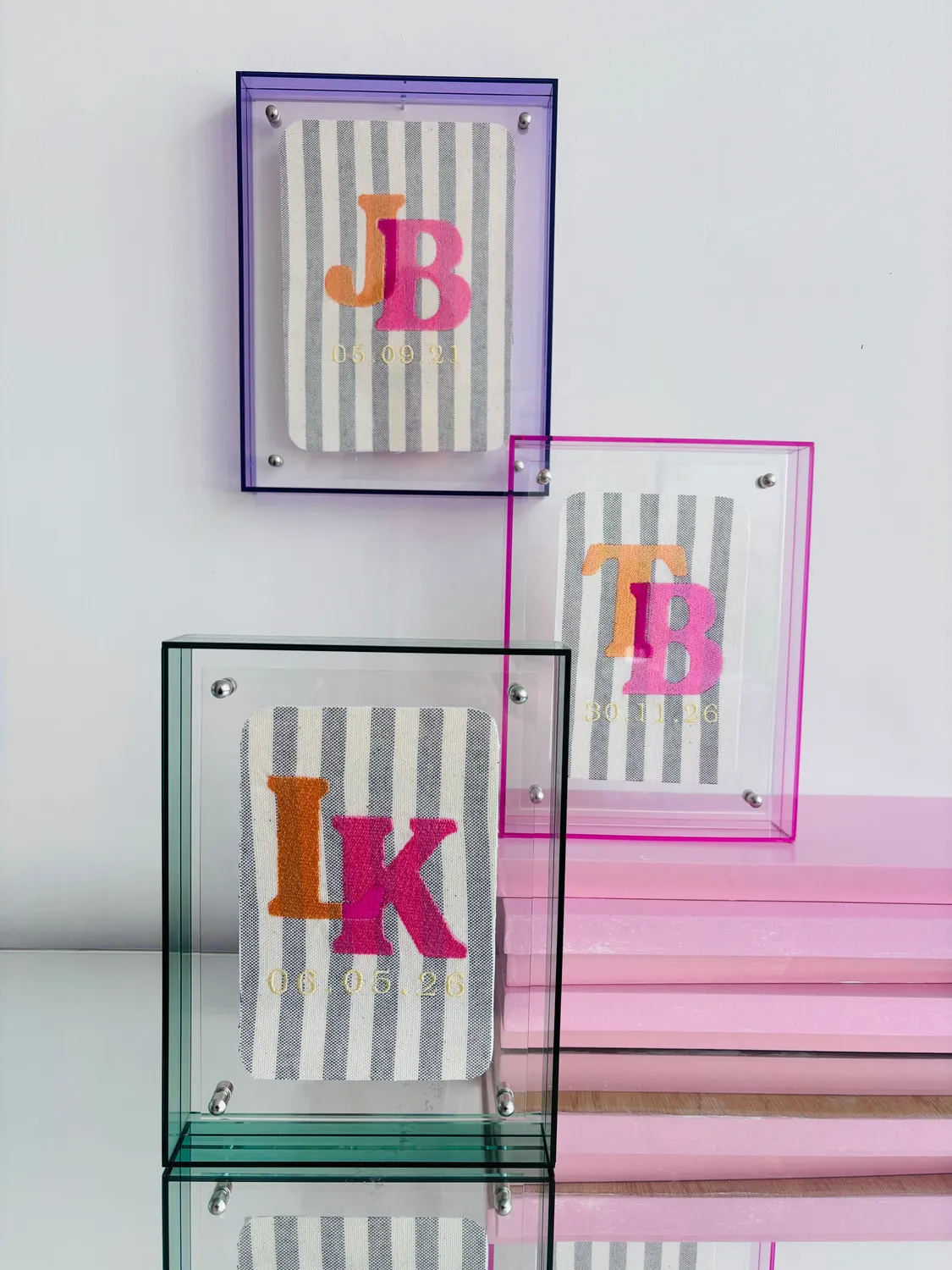 Musje Amsterdam Keepsake Initials Poppy Pink met datum